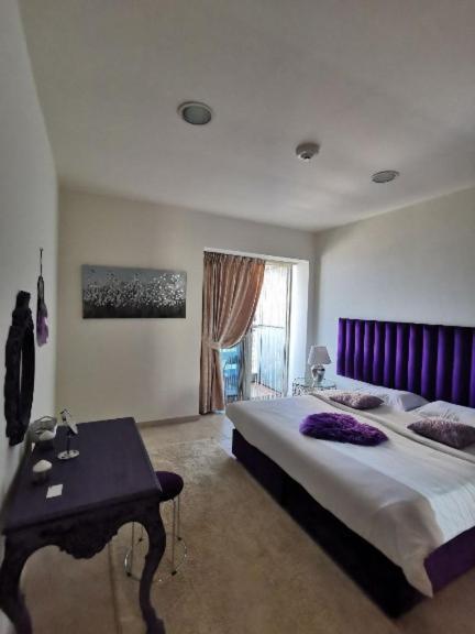 Luxury Stay In Marina Dubai Esterno foto